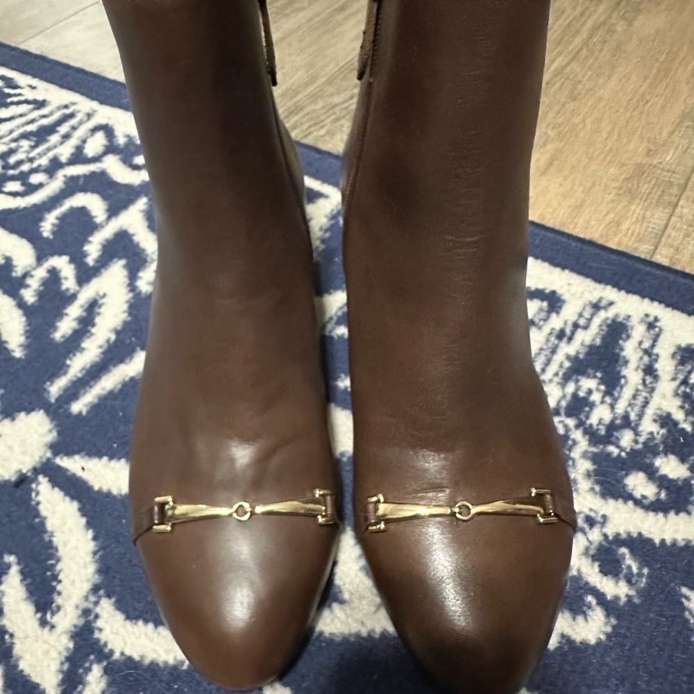 Elegant Brown Leather Boots with Gold Bit Accent Size 8M Never worn!